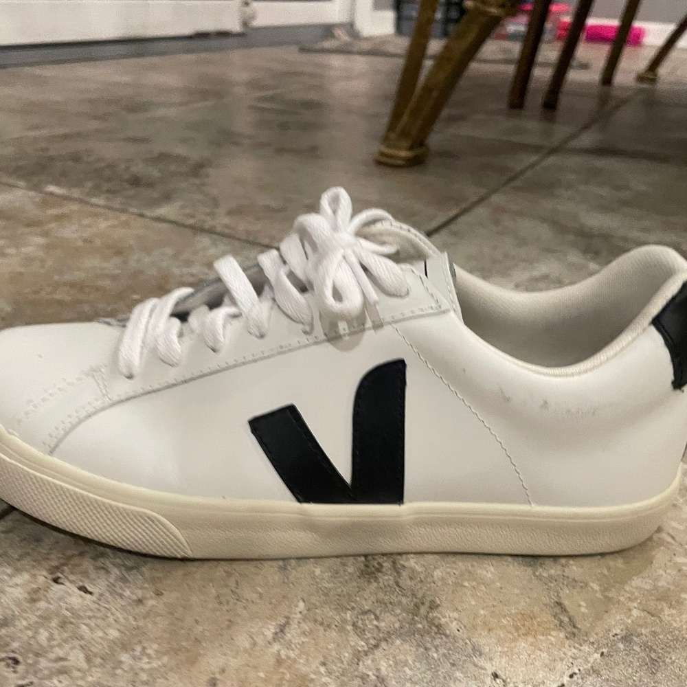 Veja Women’s Shoes